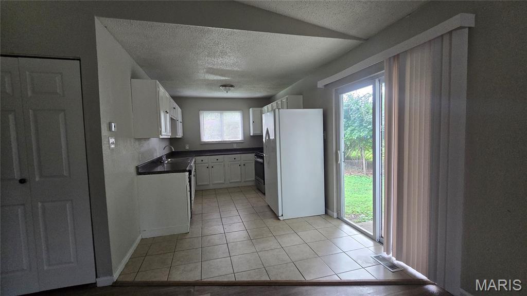 11289 Aspen Woods Drive Property Photo 7
