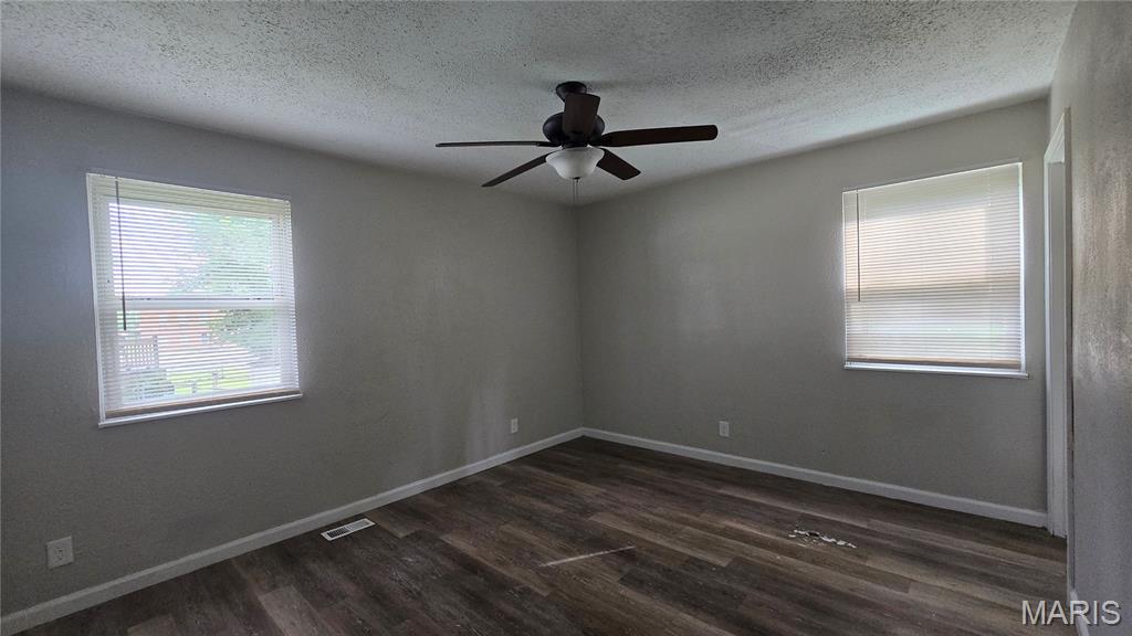 11289 Aspen Woods Drive Property Photo 10