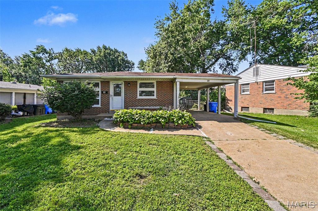 30 Saint Edward Lane
