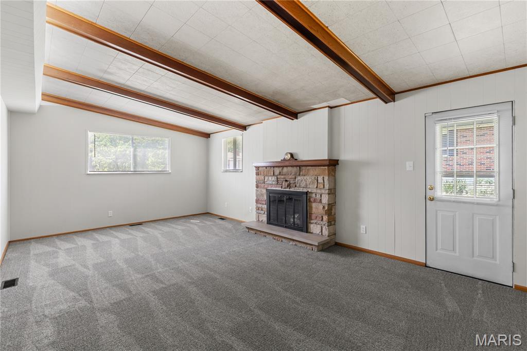 1001 Schulte Road Property Photo 11