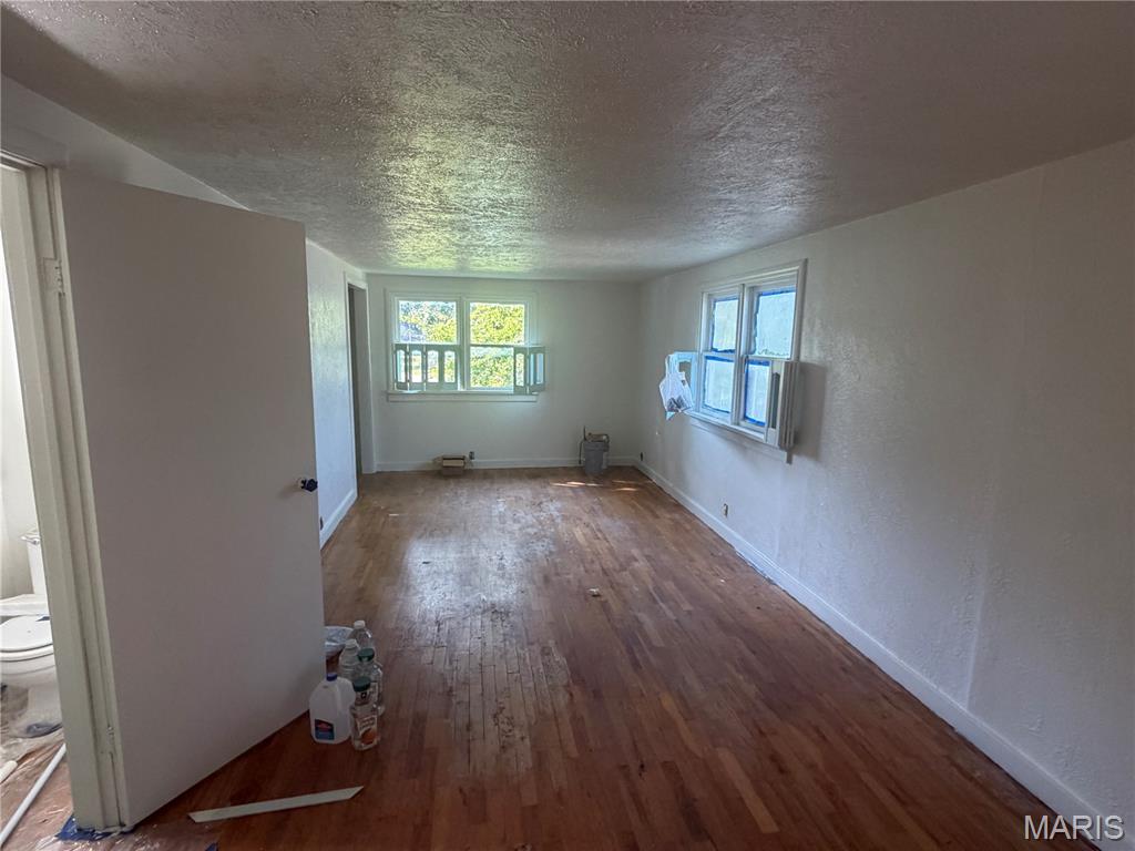 210 E Mcpike Street Property Photo 5