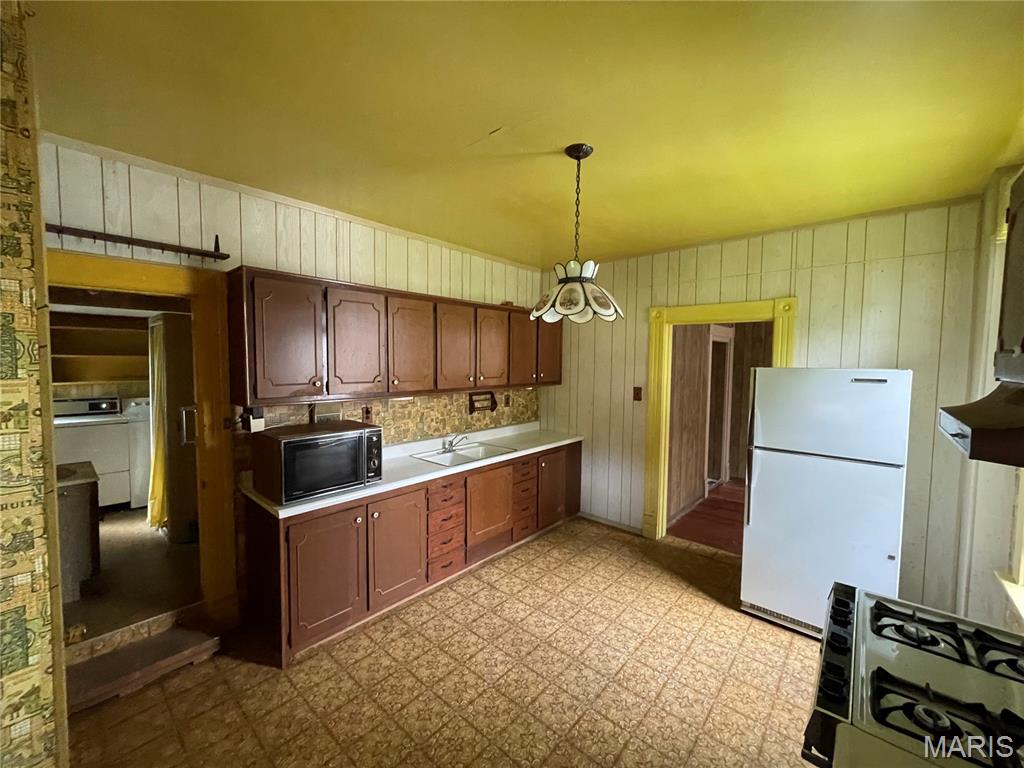 714 Monroe Street Property Photo 30