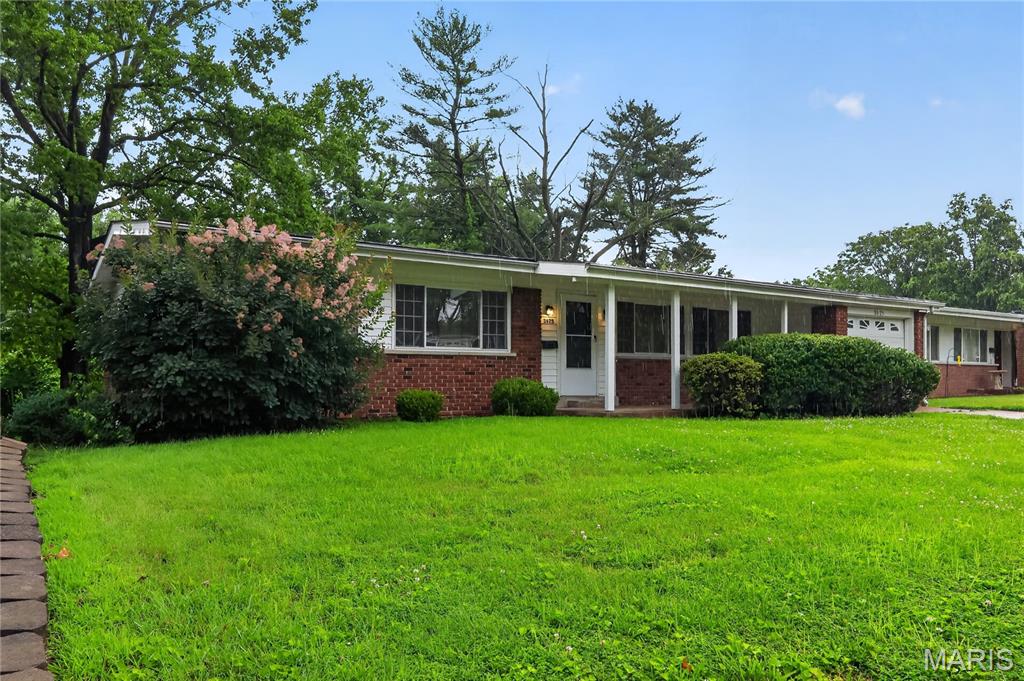 3625 Hambletonian Drive Property Photo 4