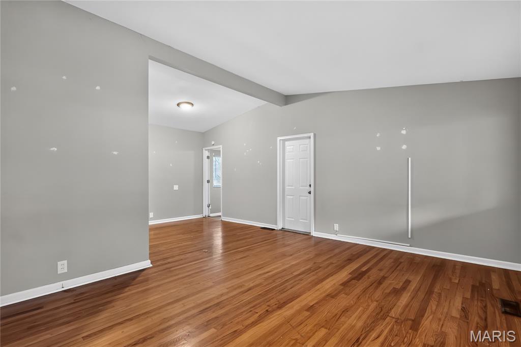 3625 Hambletonian Drive Property Photo 6