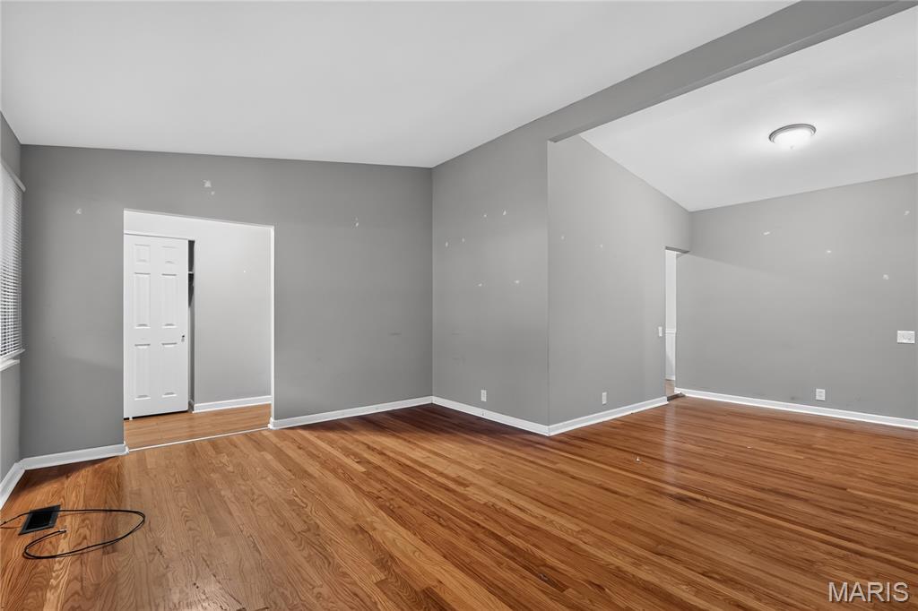 3625 Hambletonian Drive Property Photo 8