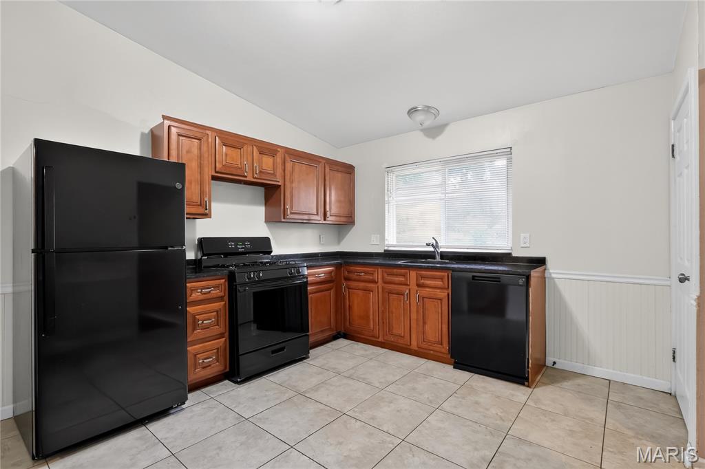 3625 Hambletonian Drive Property Photo 10