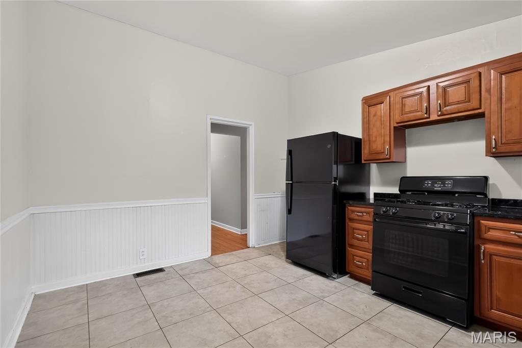 3625 Hambletonian Drive Property Photo 11
