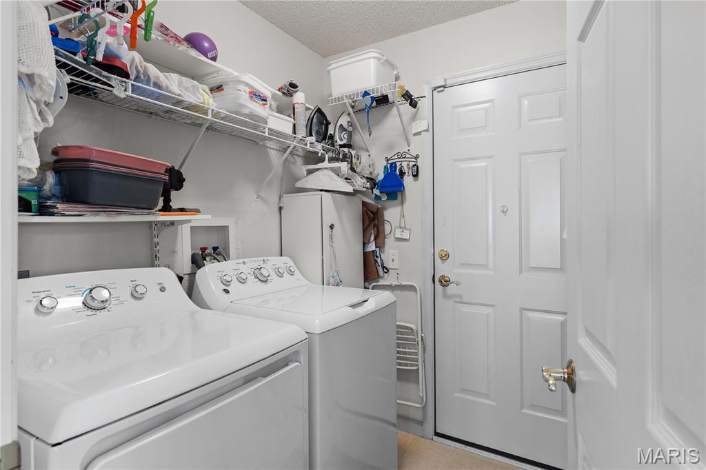 2038 Hawks Landing Drive Property Photo 11