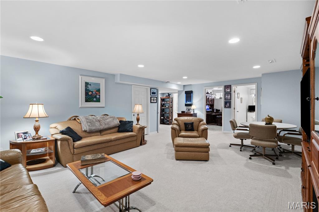 2038 Hawks Landing Drive Property Photo 18
