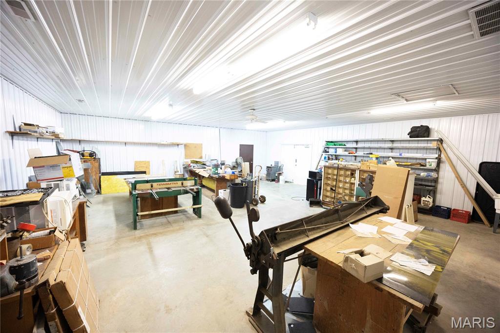 250 West Street Property Photo 14