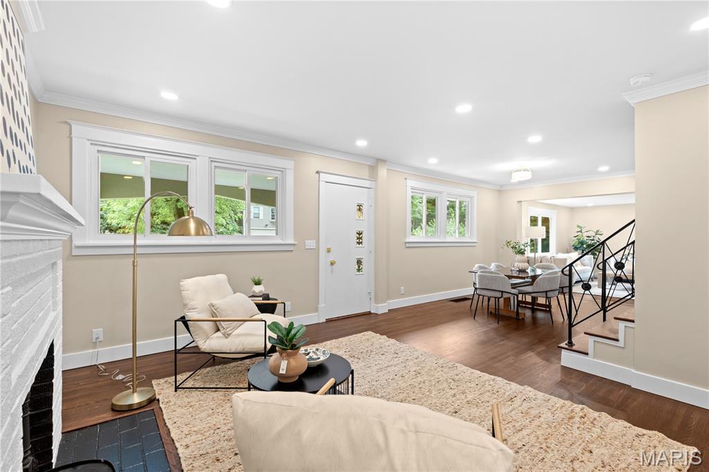 1045 Tuxedo Boulevard Property Photo 4