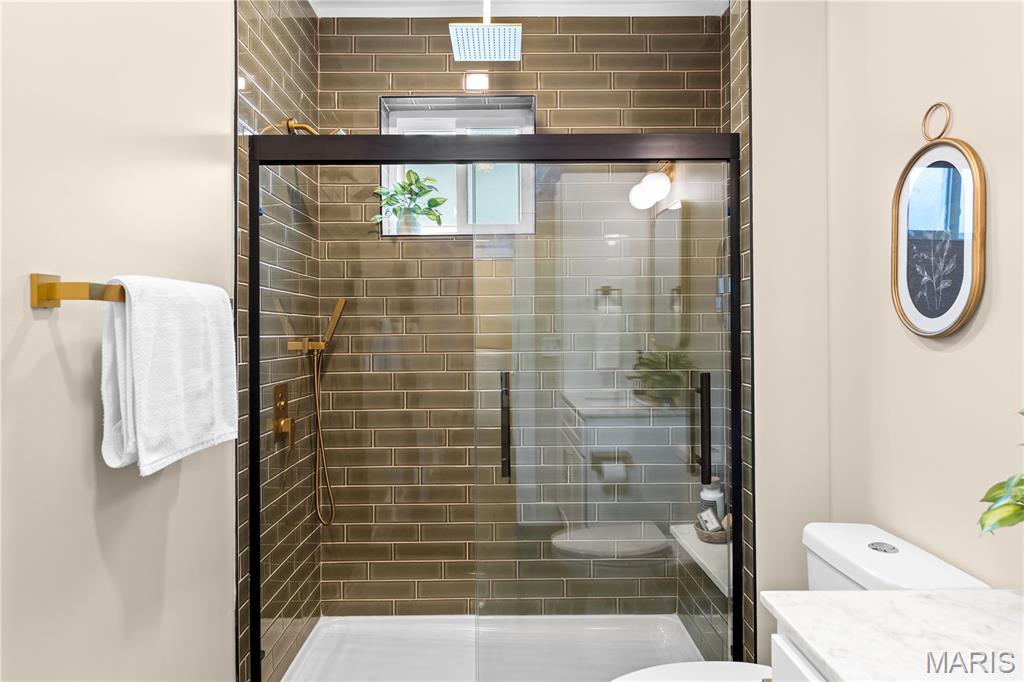 1045 Tuxedo Boulevard Property Photo 13