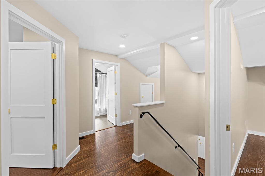 1045 Tuxedo Boulevard Property Photo 15