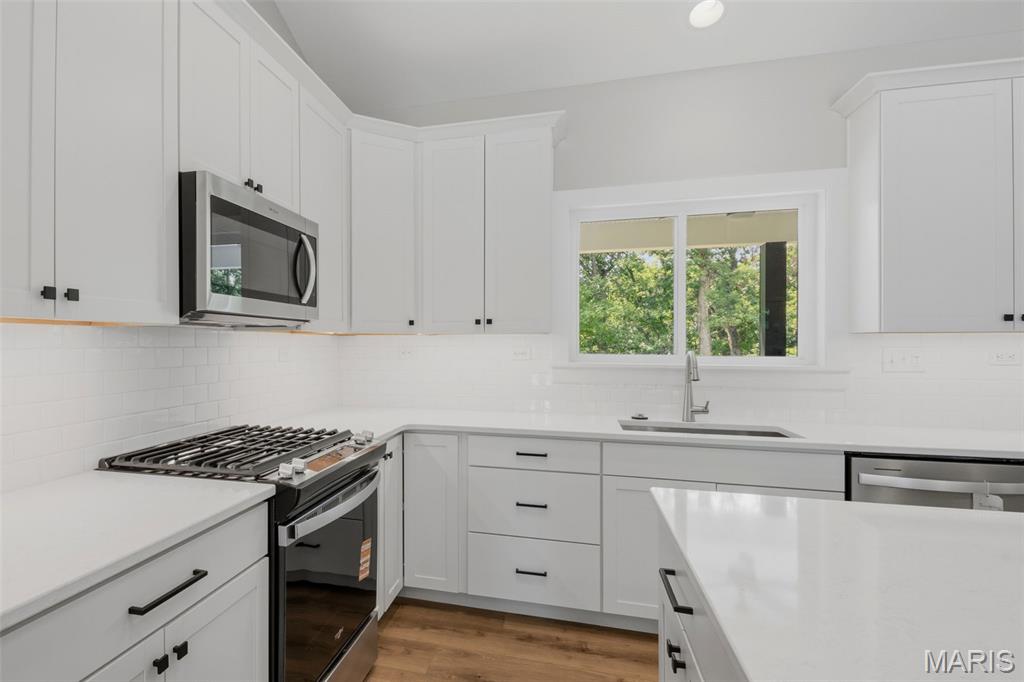 15 Woodline Drive Property Photo 14