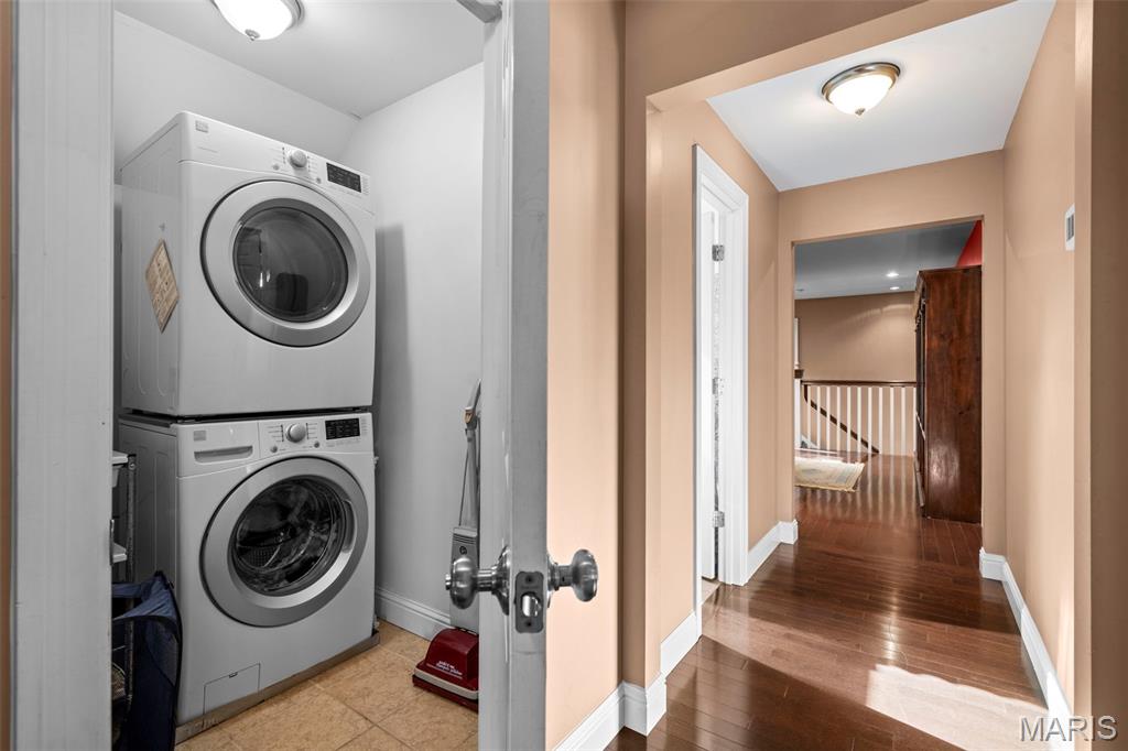 332 Newport Avenue Property Photo 35