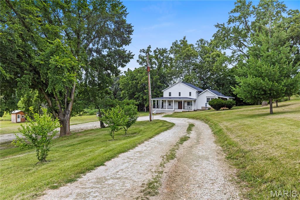 2257 S Highway W Property Photo 1