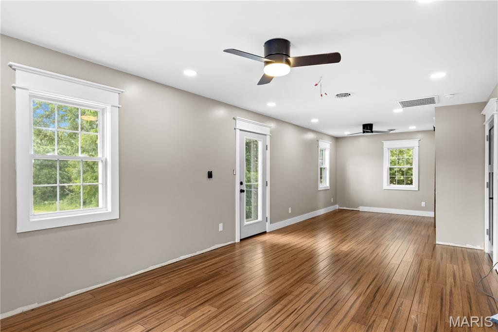 2257 S Highway W Property Photo 22