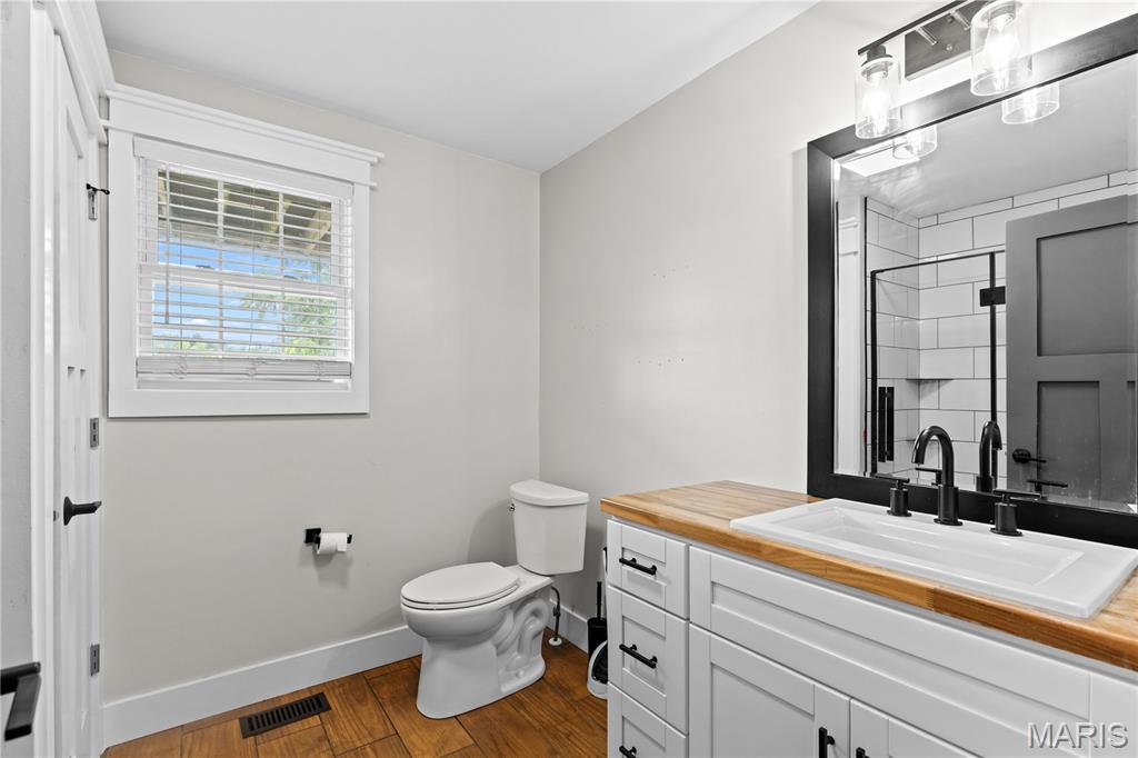 2257 S Highway W Property Photo 31