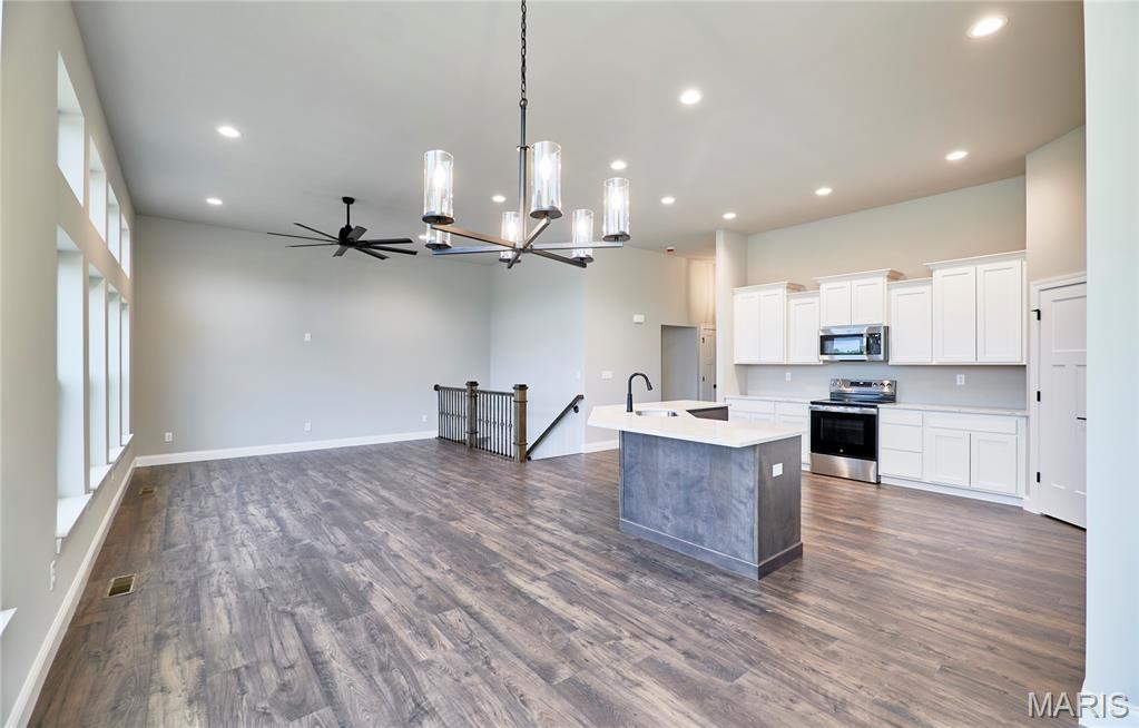 26300 Harmony Hills Drive Property Photo 8