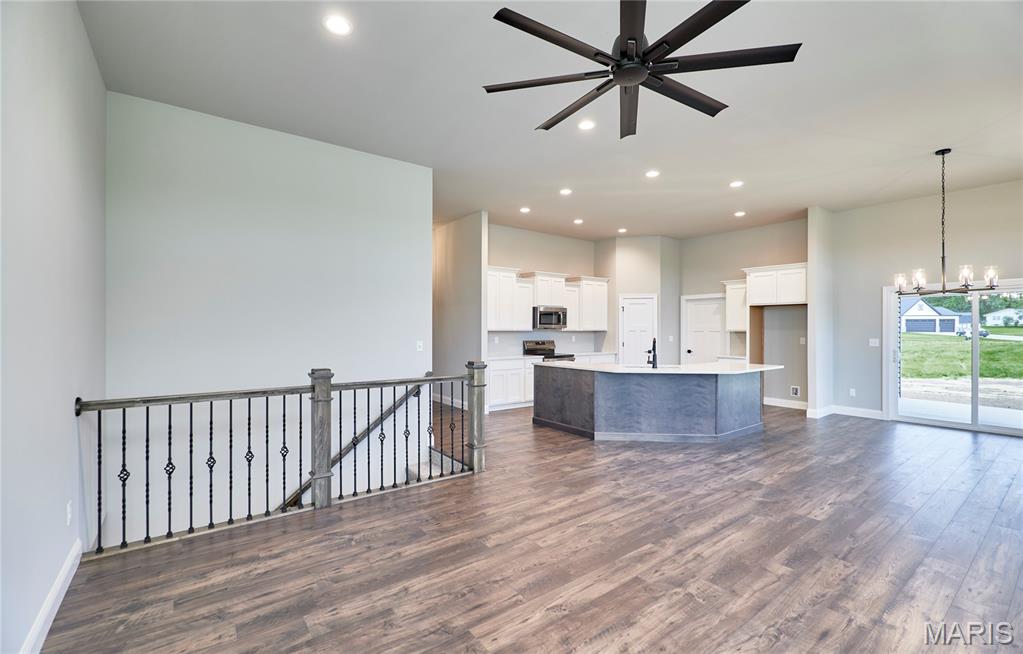 26300 Harmony Hills Drive Property Photo 10