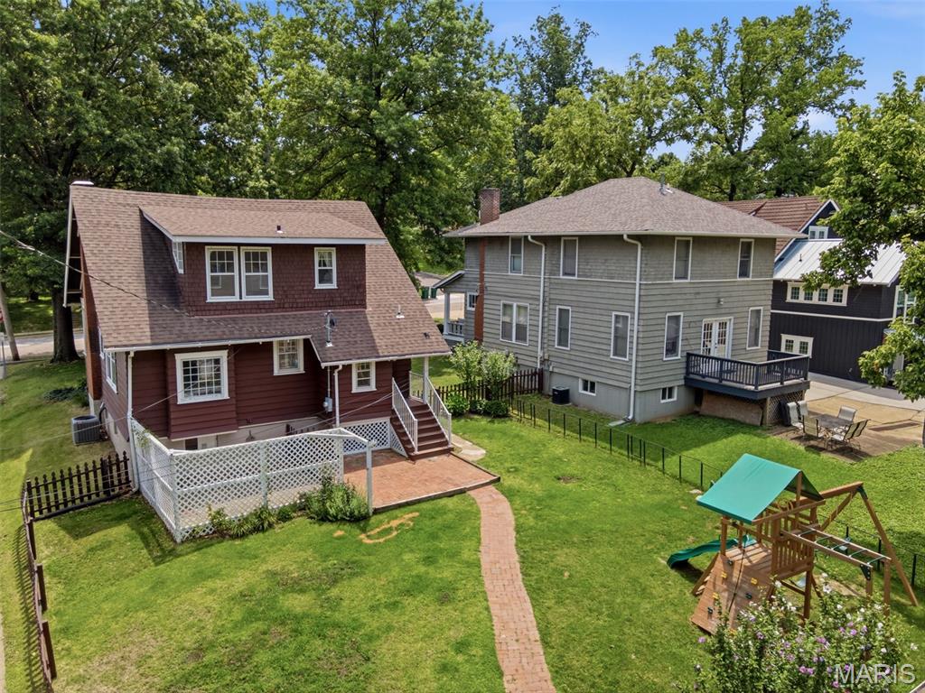 125 S Elm Avenue Property Photo 69