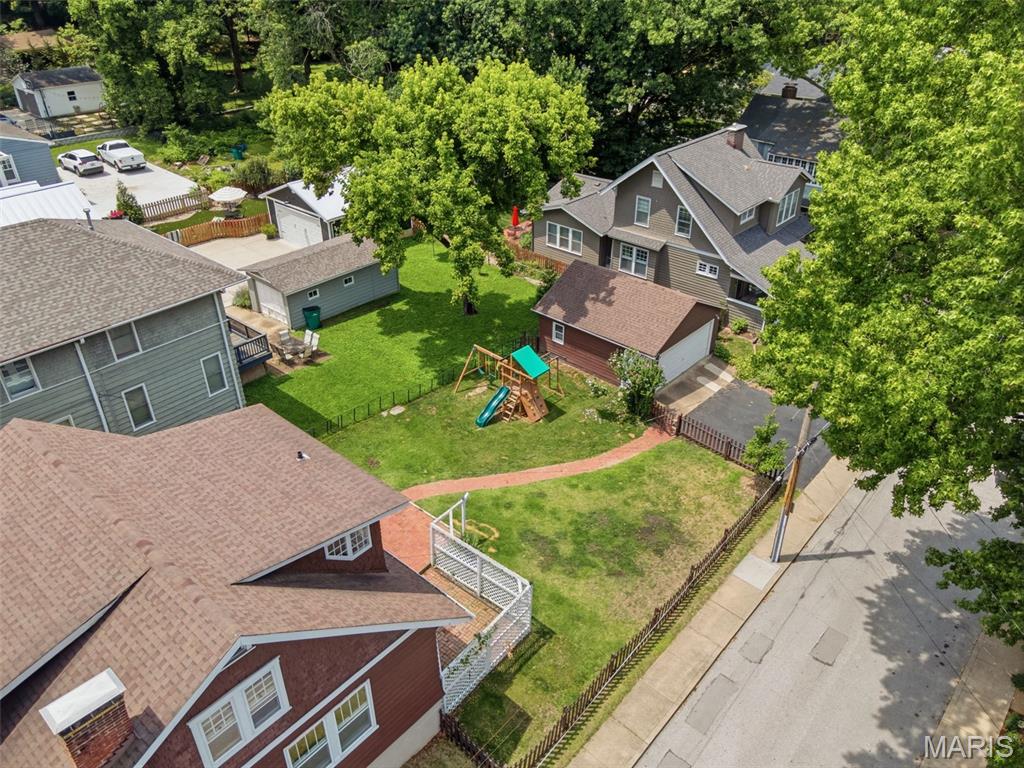 125 S Elm Avenue Property Photo 71