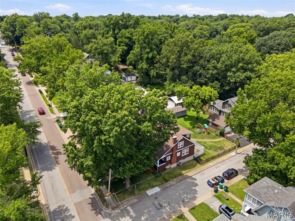 125 S Elm Avenue Property Photo 74