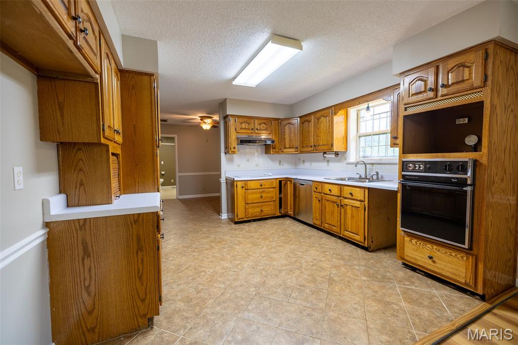 310 Park Street Property Photo 12