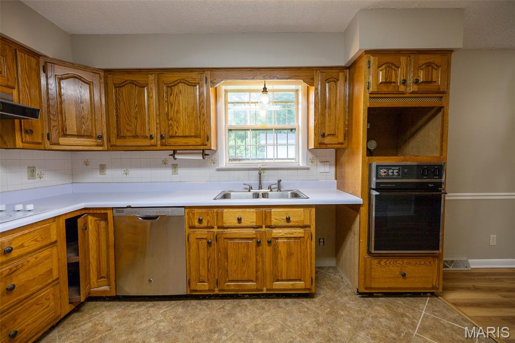 310 Park Street Property Photo 14