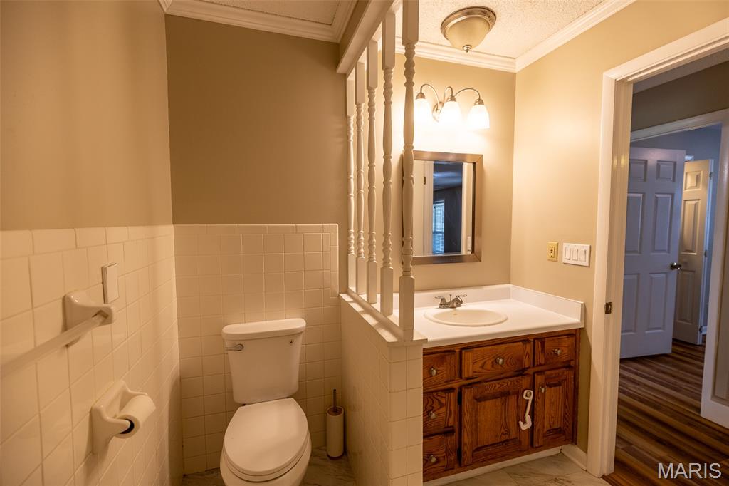 310 Park Street Property Photo 17
