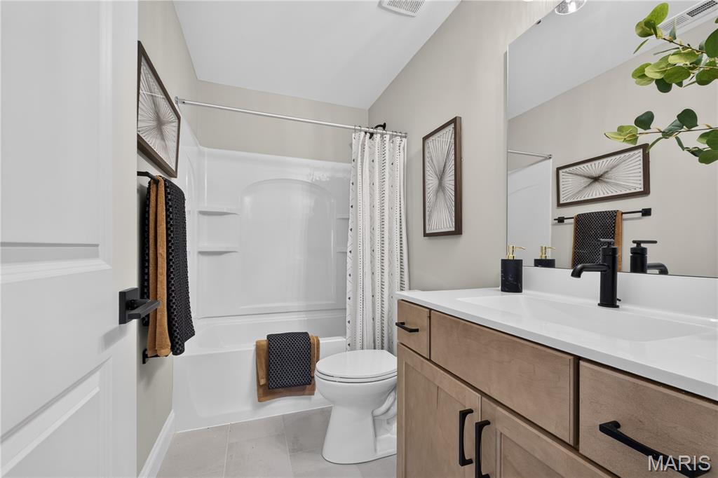 26 Valor Way Property Photo 21