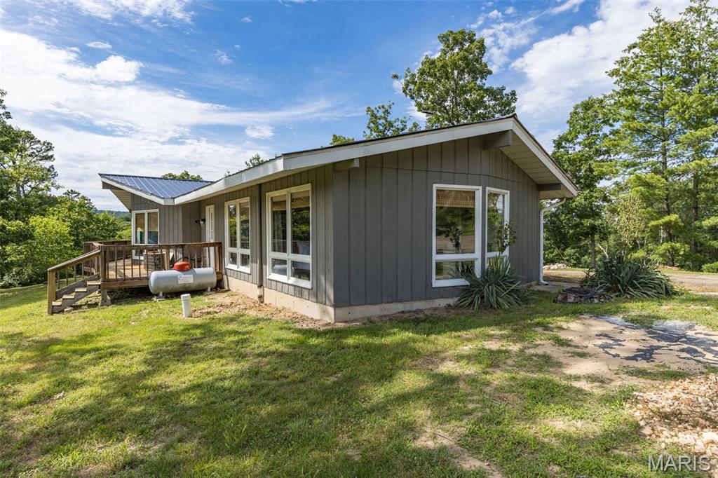 17606 Highway 21 Property Photo 2