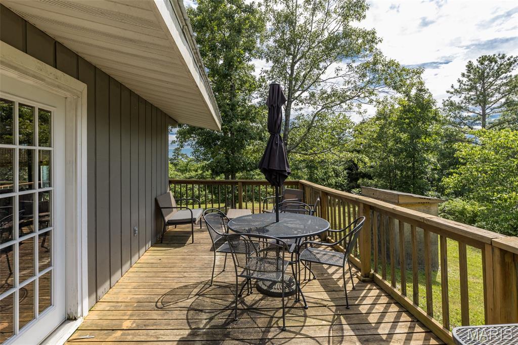 17606 Highway 21 Property Photo 27