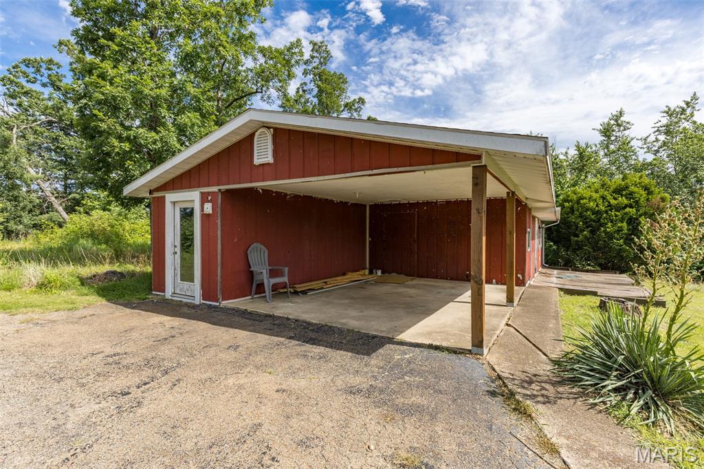 17606 Highway 21 Property Photo 30