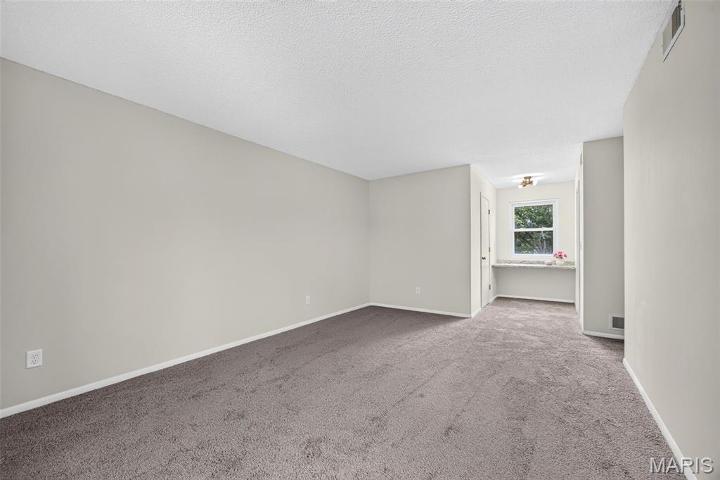 2 Southgate Court Property Photo 32