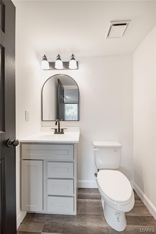 13 Dixons Court B Property Photo 12