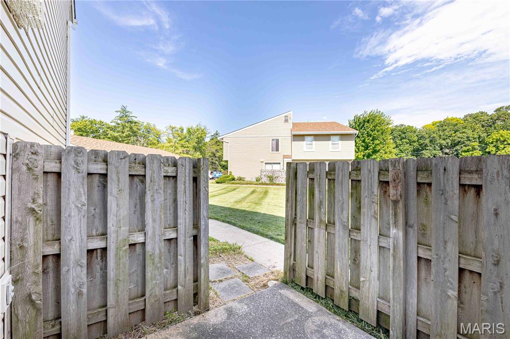 13 Dixons Court B Property Photo 22