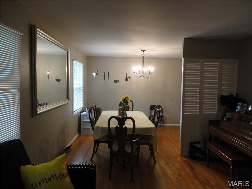 2240 Windsor Drive Property Photo 2