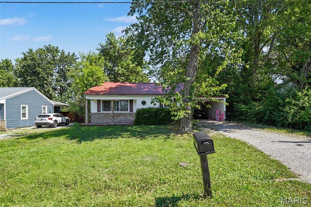 930 York Road Property Photo 2