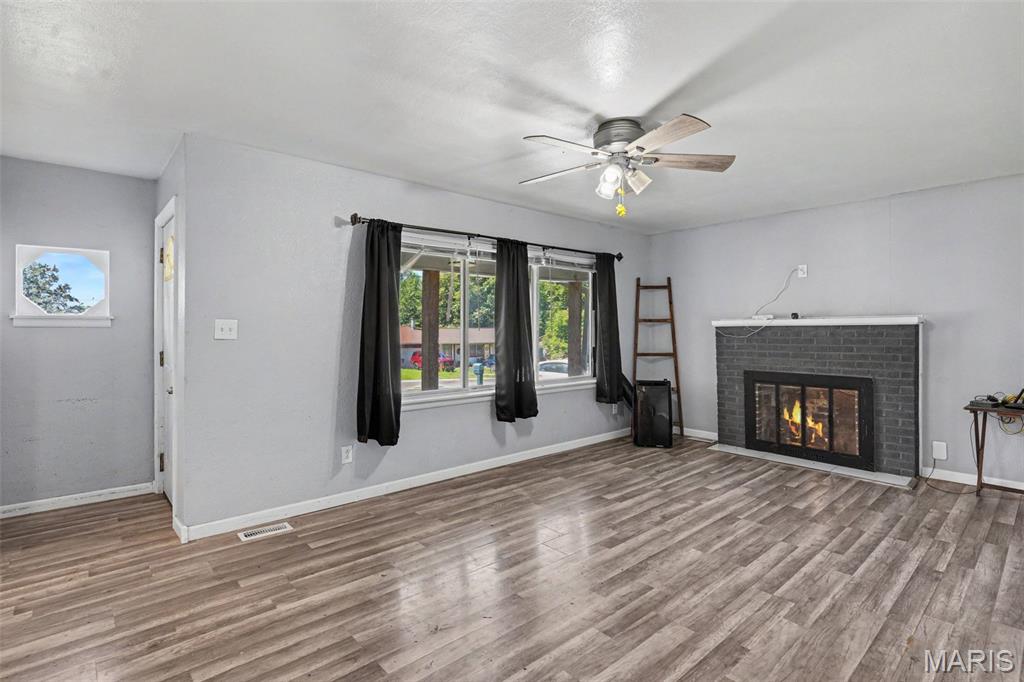 930 York Road Property Photo 4