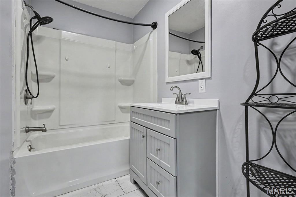 930 York Road Property Photo 14