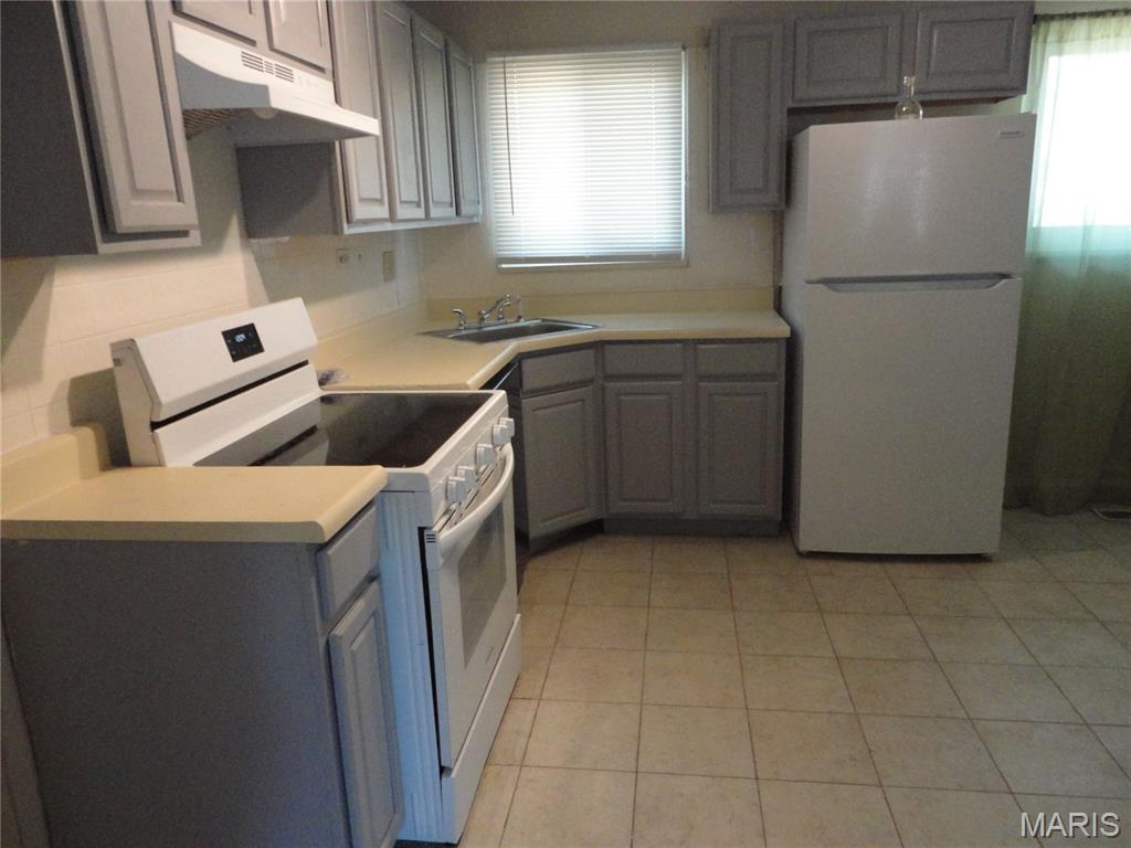 10323 Varnum Drive Property Photo 6
