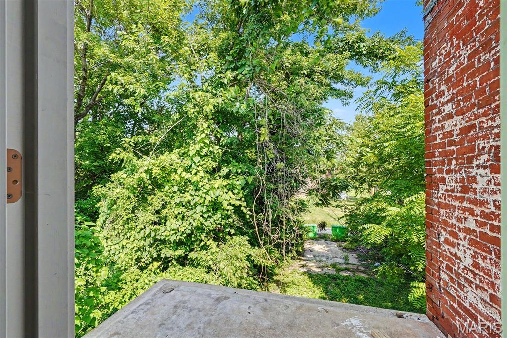 3067 Marcus Avenue Property Photo 15