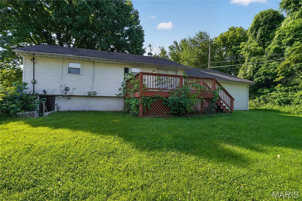 12083 Garden Lane Property Photo 5