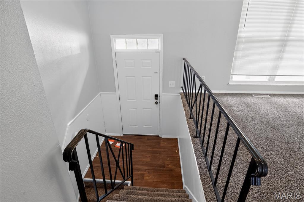 12083 Garden Lane Property Photo 8