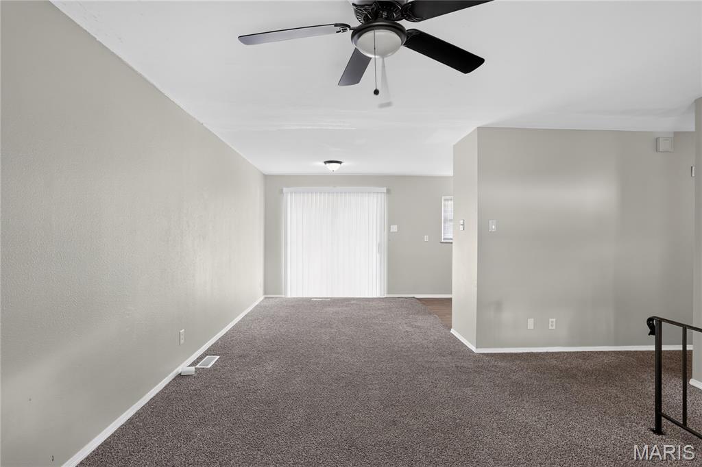 12083 Garden Lane Property Photo 11