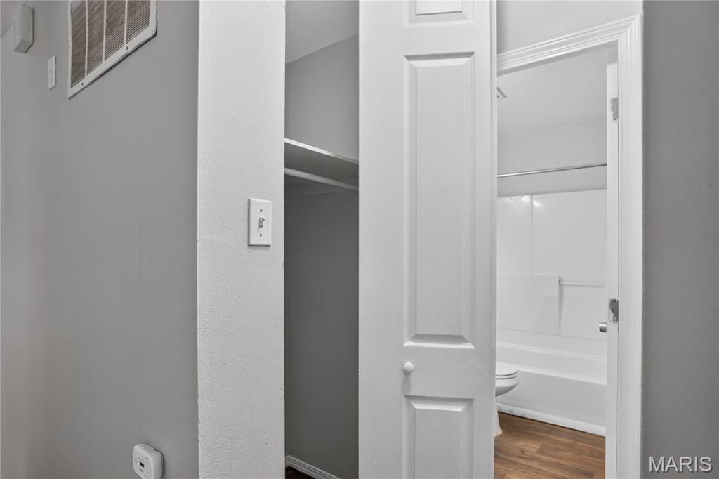 12083 Garden Lane Property Photo 23