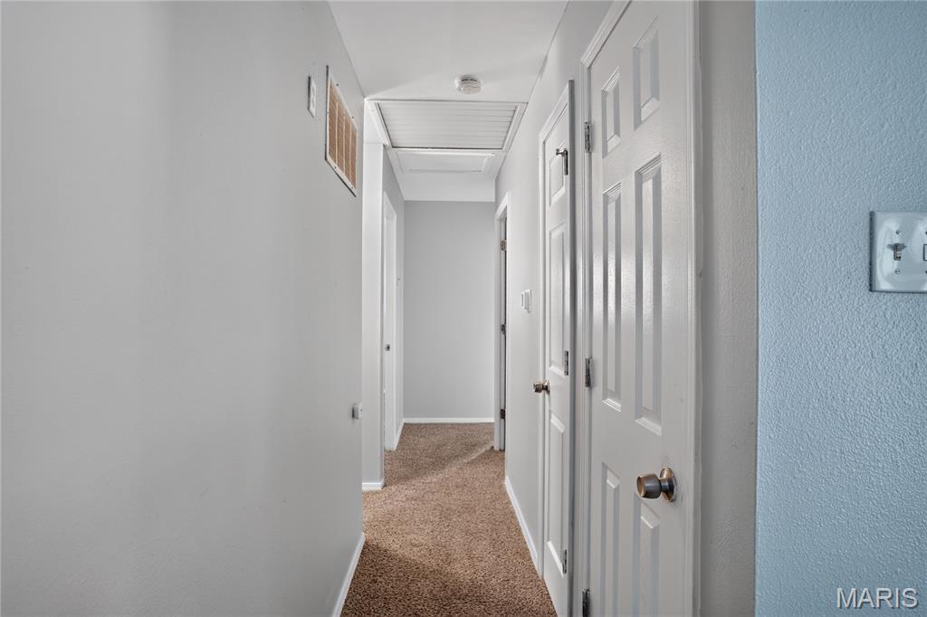 12083 Garden Lane Property Photo 28