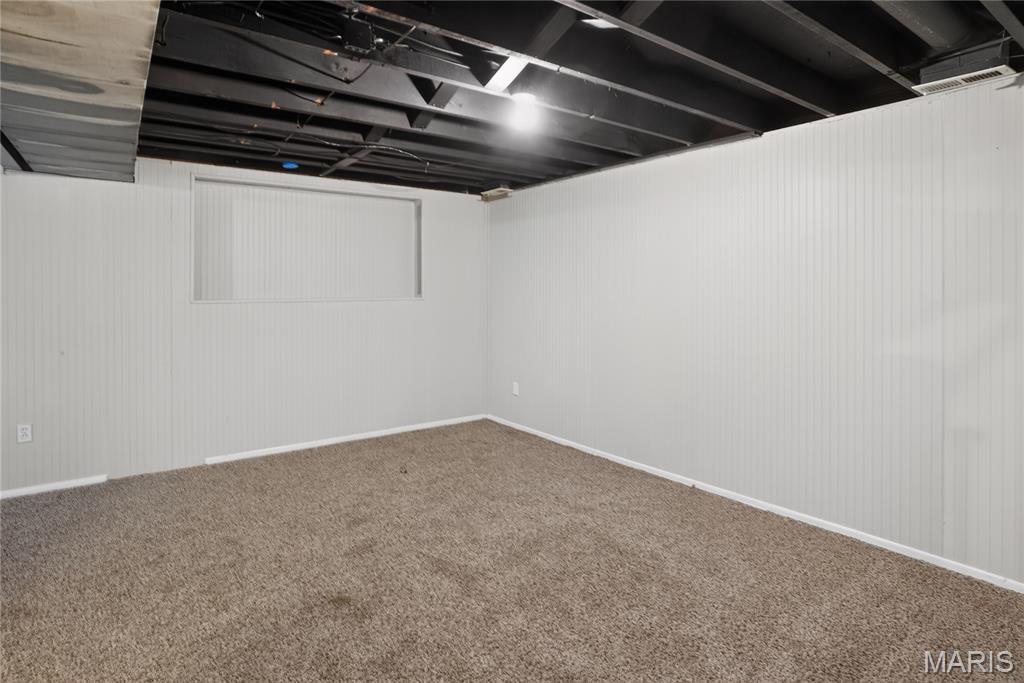 12083 Garden Lane Property Photo 29