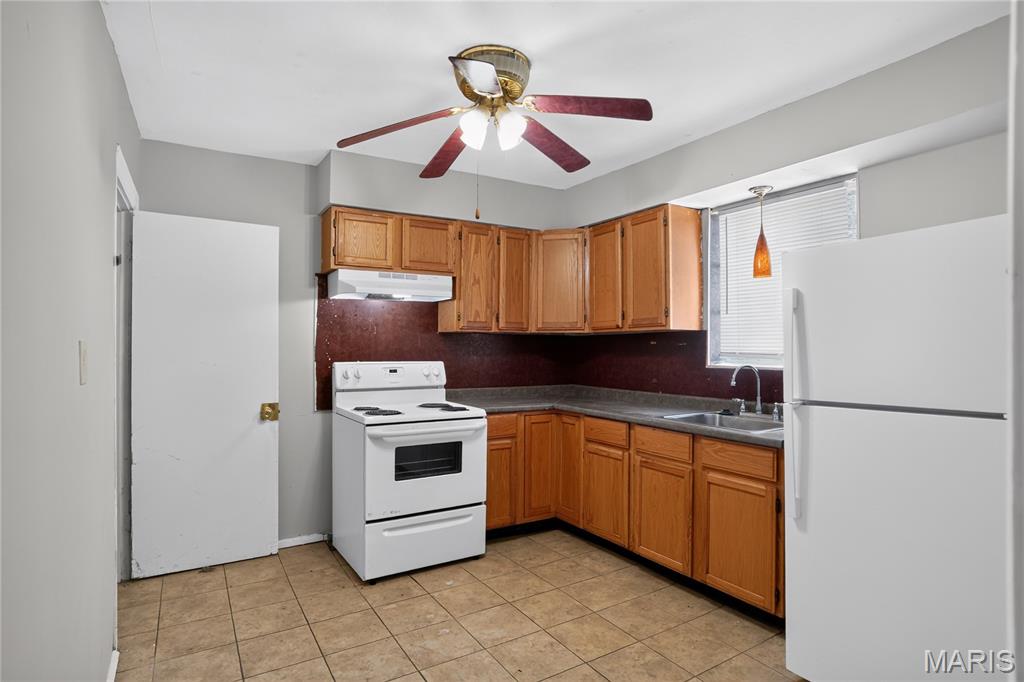 9013 Pallardy Lane Property Photo 14
